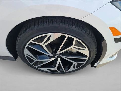 Used 2023 Hyundai Ioniq 6 SEL image 10