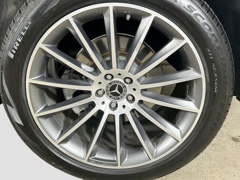 Certified 2024 Mercedes-Benz GLE 450 4MATIC image 37