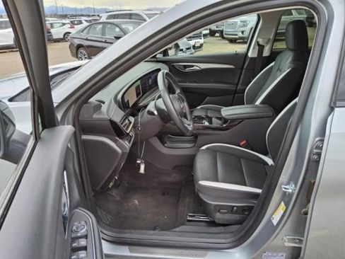 Certified 2025 Buick Envision Sport Touring image 15