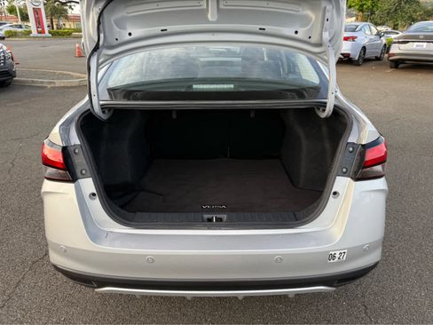 Used 2025 Nissan Versa SV w/ Trunk Package image 11