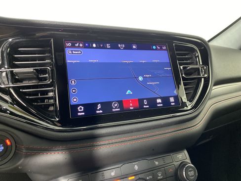 Used 2025 Dodge Durango GT AWD/4WD image 2