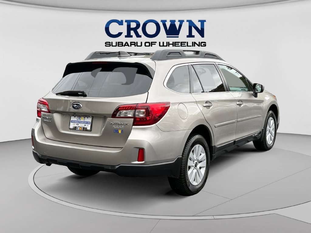 Used 2017 Subaru Outback 2.5i Premium AWD/4WD image 3
