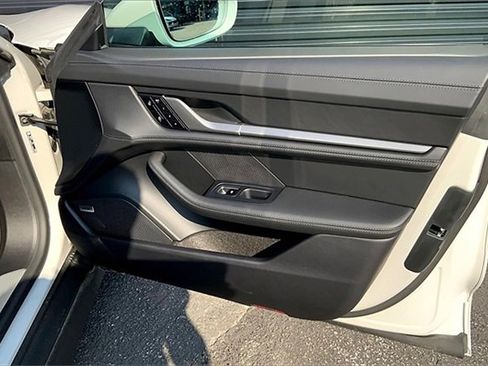 New 2025 Porsche Taycan image 28