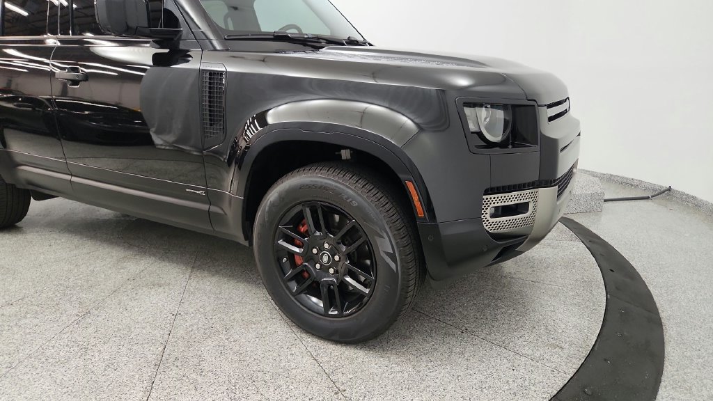 Used 2020 Land Rover Defender 110 X AWD/4WD image 22