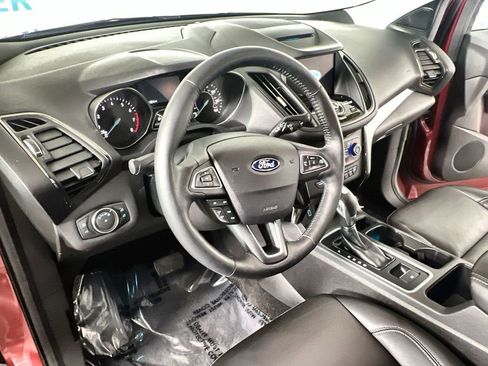 Used 2018 Ford Escape Titanium AWD/4WD image 11