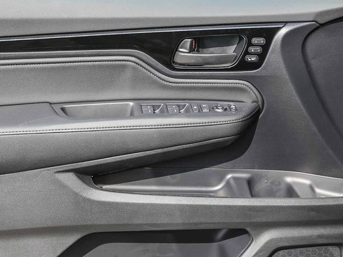 New 2026 Honda Odyssey Touring image 24