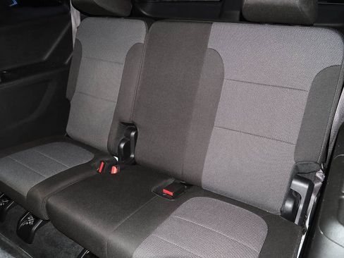 Certified 2023 Chevrolet Traverse LT image 23