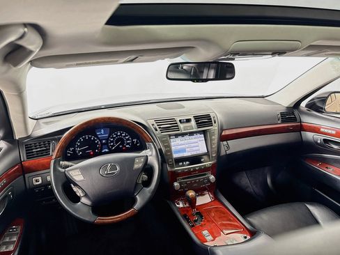 Used 2012 Lexus LS 460 AWD w/ Luxury Value Edition image 25