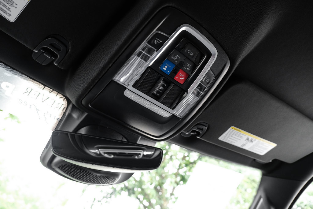Used 2023 RAM 1500 Laramie AWD/4WD image 39