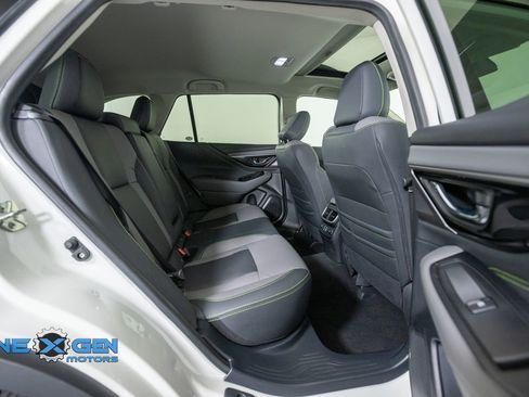 Used 2025 Subaru Outback Onyx Edition XT w/ Popular Package #2 AWD/4WD image 36
