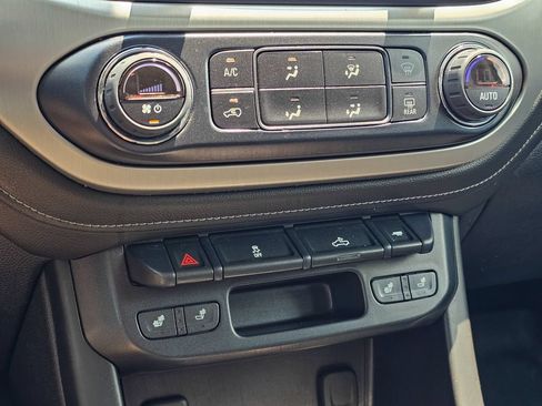 Used 2018 GMC Canyon SLE w/ Nightfall Edition AWD/4WD image 24