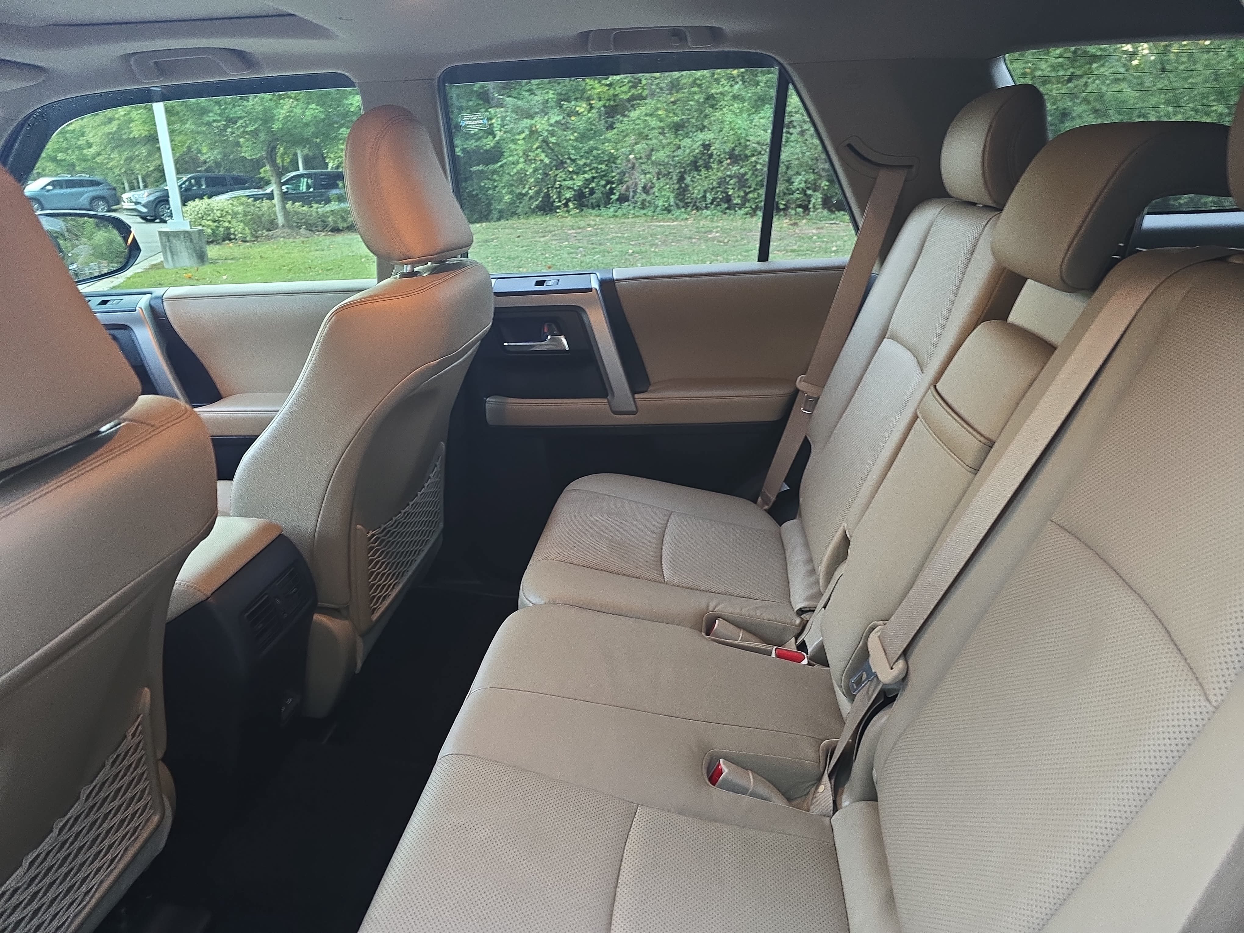 Used 2024 Toyota 4Runner Limited AWD/4WD image 12