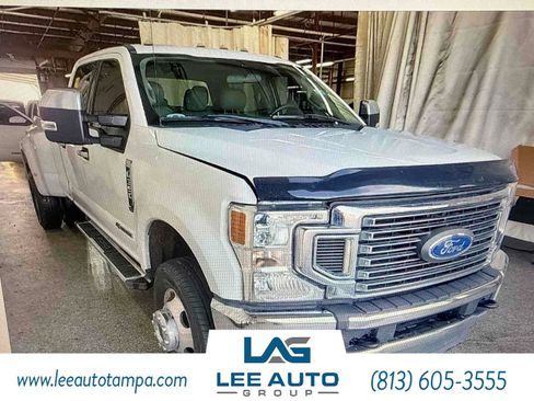 Used 2020 Ford F350 XLT w/ FX4 Off-Road Package AWD/4WD image 4