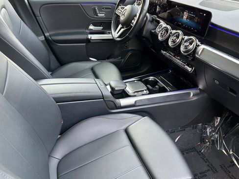 Certified 2023 Mercedes-Benz GLB 250 image 18