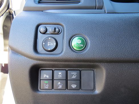 Used 2025 Honda Ridgeline TrailSport image 19