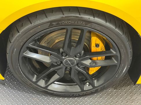 Used 2015 Chevrolet Corvette Stingray Coupe w/ 2LT Preferred Equipment Group RWD image 20