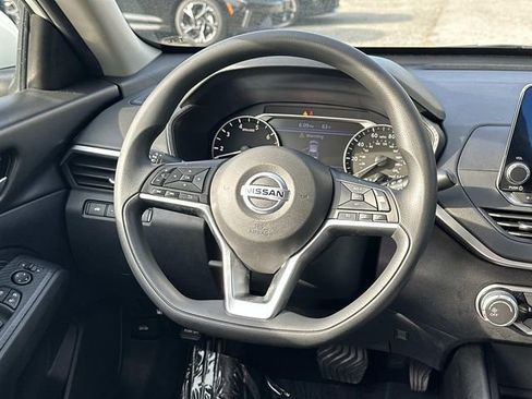 Used 2020 Nissan Altima 2.5 S image 8