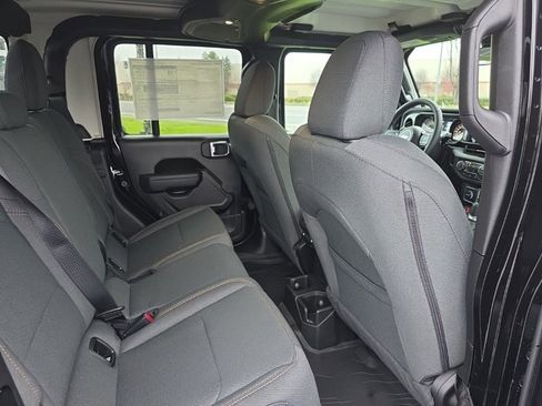 New 2026 Jeep Gladiator Willys image 10