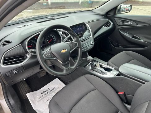 Used 2024 Chevrolet Malibu LT FWD image 18
