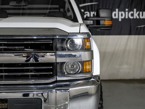 Used 2018 Chevrolet Silverado 3500 W/T image 31