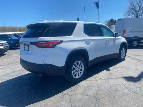 Used 2023 Chevrolet Traverse LS w/ Safety Package FWD image 7