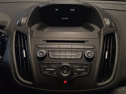 Used 2018 Ford Escape SE FWD image 25