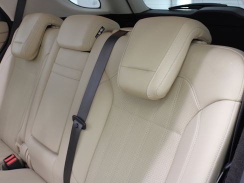 Used 2016 Mercedes-Benz GLE 350 w/ Premium Package image 39