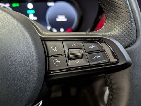 Used 2024 Alfa Romeo Tonale Ti image 19