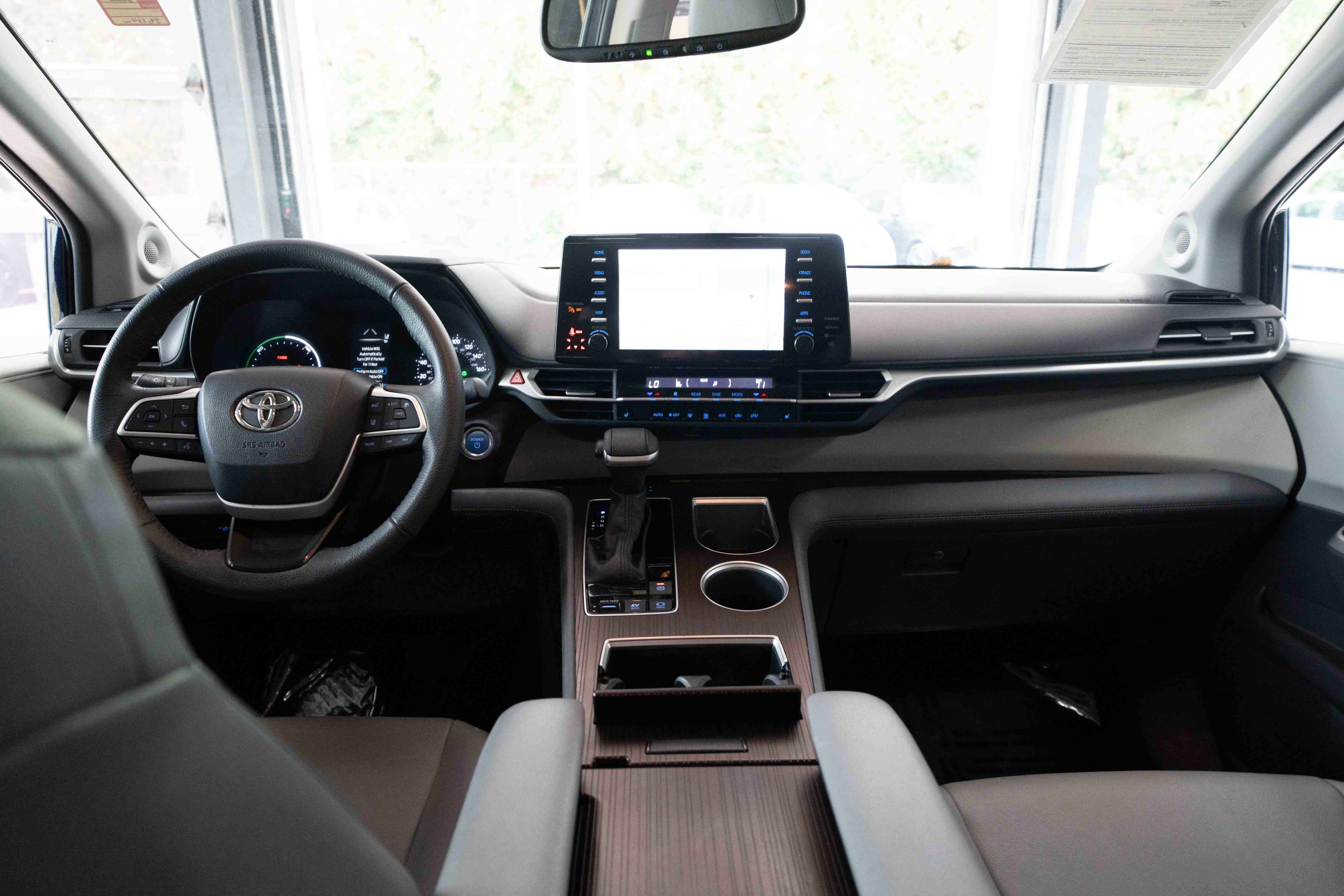 Certified 2023 Toyota Sienna XLE w/ XLE Plus Package AWD/4WD image 21