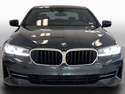 Used 2023 BMW 530i w/ Premium Package RWD image 3