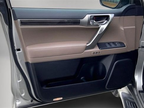 Certified 2022 Lexus GX 460 Premium image 17