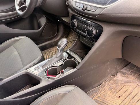 Used 2021 Buick Encore GX Preferred AWD/4WD image 18