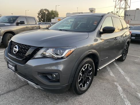 Used 2020 Nissan Pathfinder SV w/ Rock Creek Edition image 2
