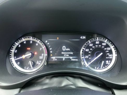 Used 2022 Toyota Highlander XLE AWD/4WD image 17