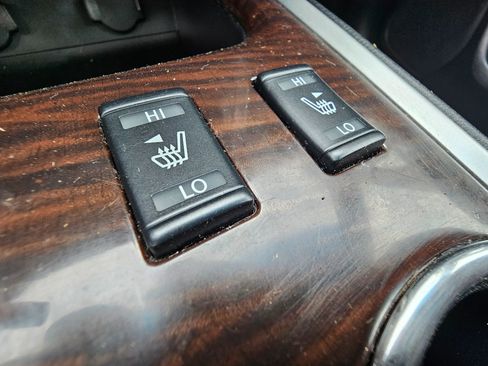 Used 2016 Nissan Pathfinder SL w/ SL Premium Package image 31