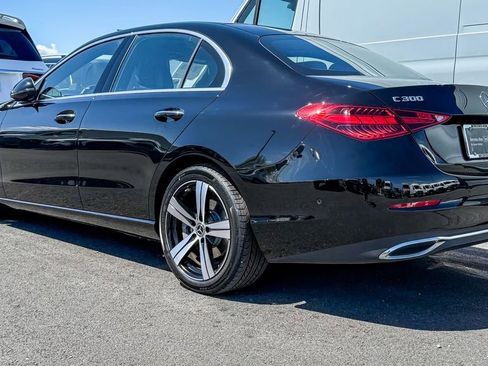 Used 2025 Mercedes-Benz C 300 4MATIC Sedan image 6