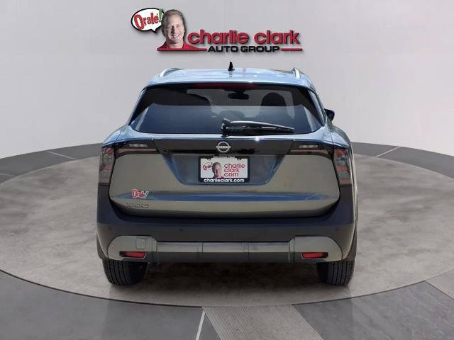 Certified 2026 Nissan Kicks SV FWD image 4
