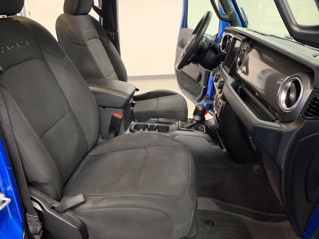 Certified 2023 Jeep Wrangler Unlimited Sahara AWD/4WD image 9