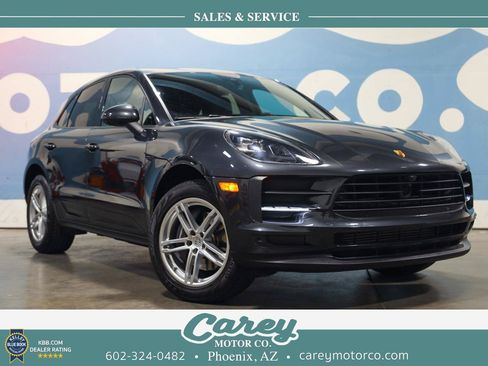 Used 2021 Porsche Macan AWD/4WD image 1