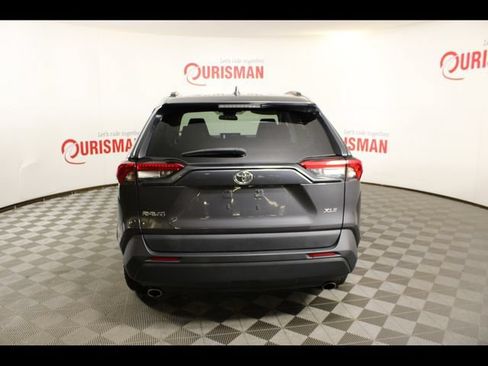 Used 2024 Toyota RAV4 XLE FWD image 7