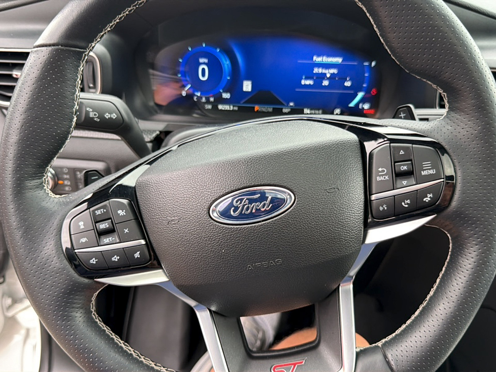 Used 2022 Ford Explorer ST w/ Equipment Group 401A AWD/4WD image 22