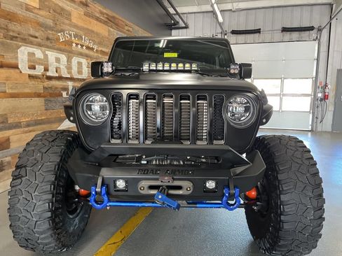 Used 2020 Jeep Gladiator Rubicon AWD/4WD image 7