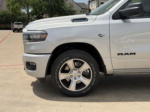 New 2026 RAM 1500 Express image 9