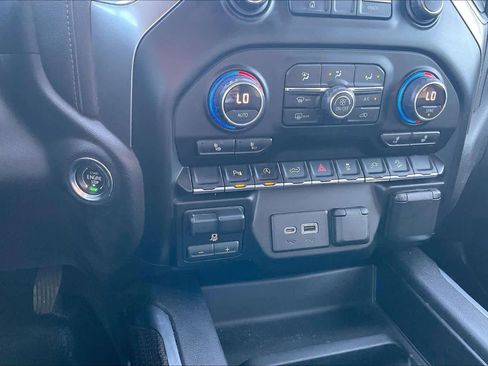 Used 2019 Chevrolet Silverado 1500 LT Trail Boss image 32