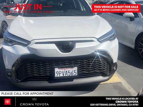 Used 2024 Toyota Corolla Cross AWD Hybrid w/ Convenience Package image 2
