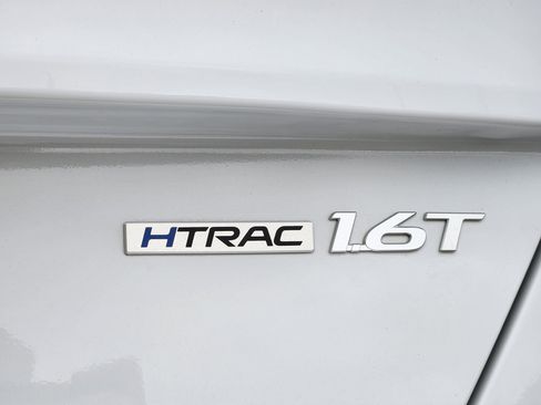 Certified 2025 Hyundai Kona N Line image 13