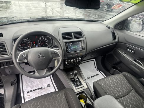 Used 2025 Mitsubishi Outlander Sport ES AWD/4WD image 14