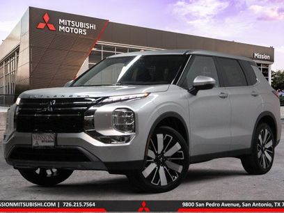 New 2025 Mitsubishi Outlander SE