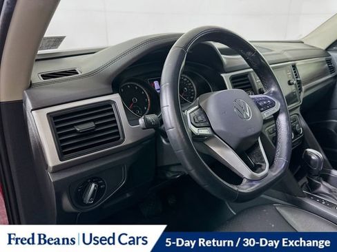 Used 2021 Volkswagen Atlas SE w/ Panoramic Sunroof Package image 11