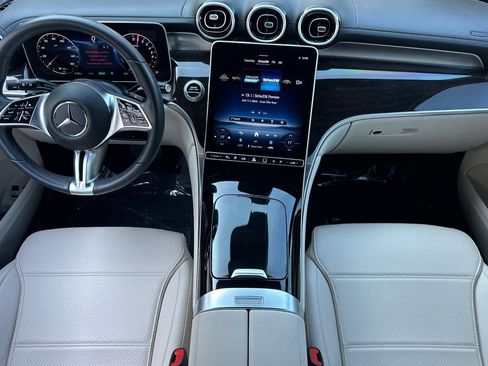 Certified 2025 Mercedes-Benz GLC 350e 4MATIC image 15